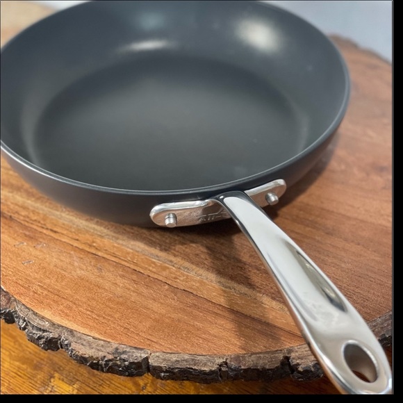 All Clad black non stick 10.5 inch skillet cookware Pan new - Picture 10 of 10